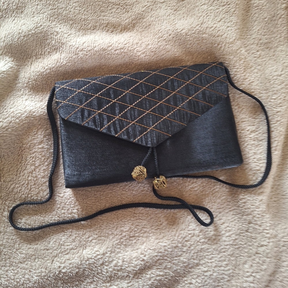 Elegant Black Quilted Clutch